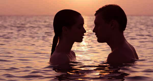 00-Les vacances d'été mettent les sens en éveil-faire l’amour dans l’eau-c'est tentant et sexy-mais risqué