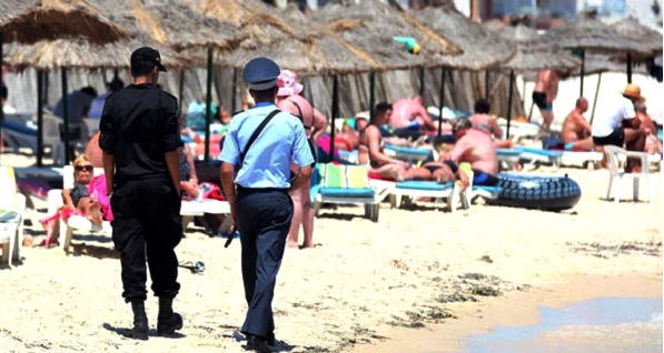 - Le Foreign office invite les Britanniques à quitter la Tunisie-An another terrorist attack is -highly likely-002
