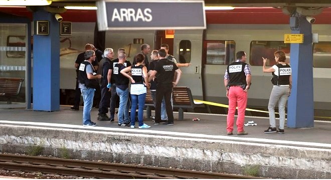 - France-2-militaires-américains-évitent-un-carnage-train-Thalys-Amsterdam-Paris-04-tt660