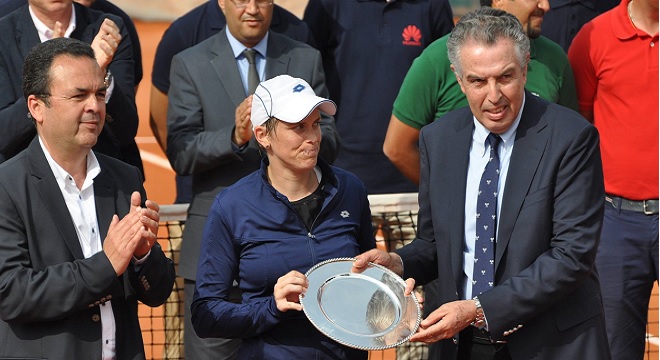 - Nana-Trophy-2016-finale-Jeu-Set-et-Match-Ons-Jabeur-bat-la-Suissesse-Romina-Oprandi-4