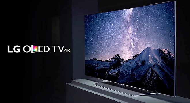 - LG-projette-de-dévoiler-la-magnificence-des-célèbres-aurores-boréales-via-ses-téléviseurs-LG OLED-TV-4K-003