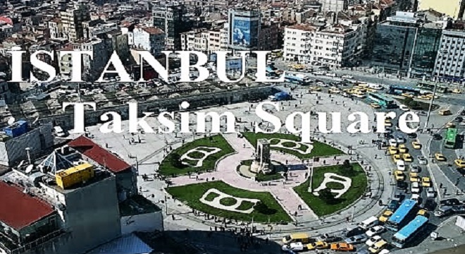 - Place-Taksim-Istanbul-une-manif-dénonce-les-putschistes-et-les-dérives-d’Erdogan-Ni-diktat-ni-dictature-la-démocratie-0