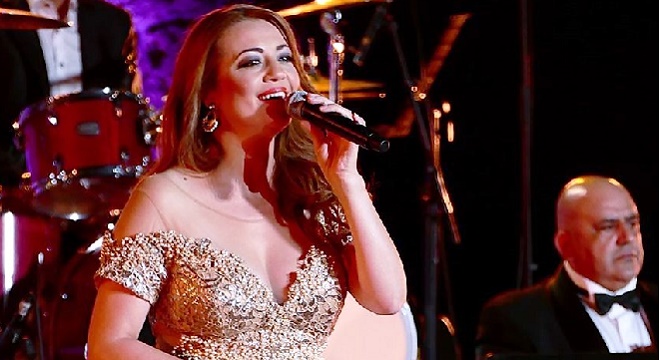 - Au-Festival-International-de-Carthage-2016-la-Soirée-de-ZiedGharsa-et-Dorsaf-Hemdani-l’alchimie-fut-totale-2