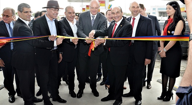 Le Premier Volkswagen Express Service s’invite à la station Shell Z4 Mégrine