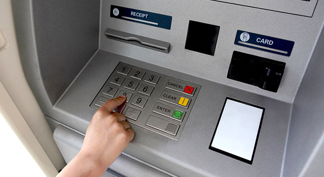 Services monétiques : En 2016, les DAB ont enregistré 58 minutes de panne par jour