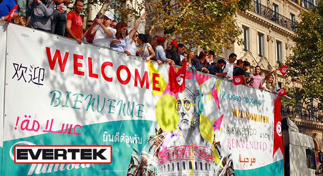Evertek aide à la réussite de la participation tunisienne à la Techno-Parade de Paris