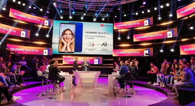 Plus de filtres amusants disponibles maintenant ! L’équipe d’Oumour Jedia essaie les nouvelles fonctions du Mate 10 Lite