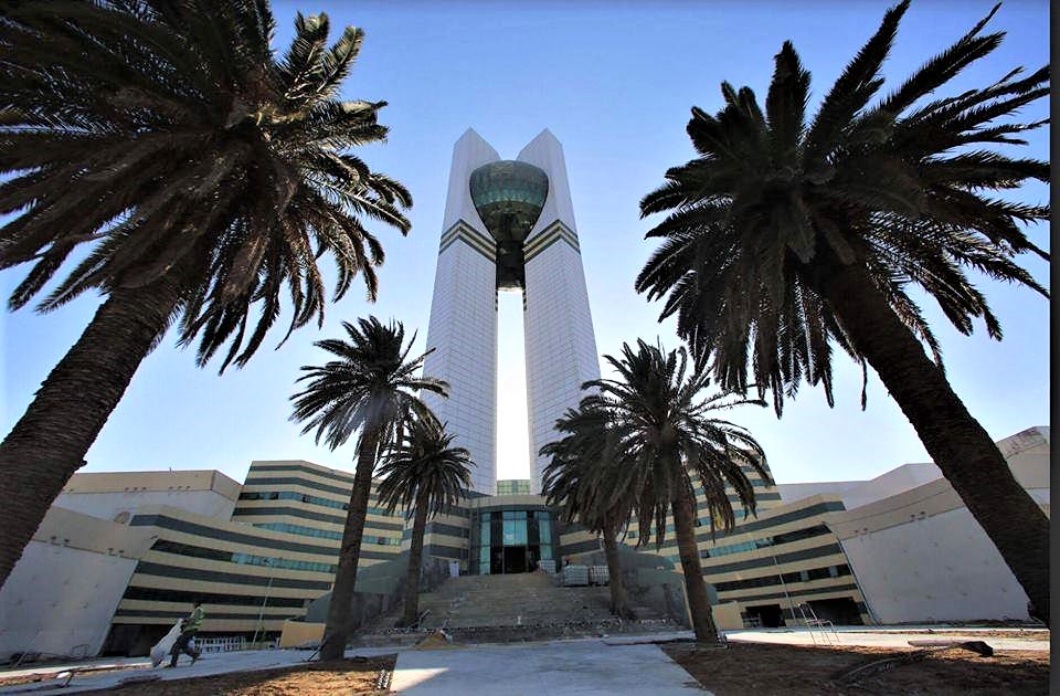 Clôture de Majaless-Al Tarab au théâtre des régions de la Cité de la culture avec l’Orchestre National Tunisien sous la direction de Mohamed Lassoued