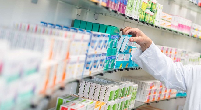 arrestation-dun-technicien-dune-pharmacie-ayant-vole-une-importante-quantite-de-medicaments