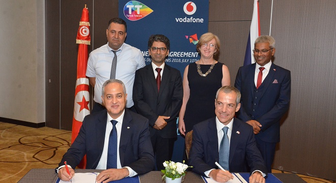Convention de Partenariat entre Tunisie Telecom et Vodafone