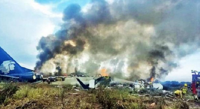 Un avion d’Aeromexico s’écrase au décollage, au moins 80 blessés. Aucun décès n’est à déplorer