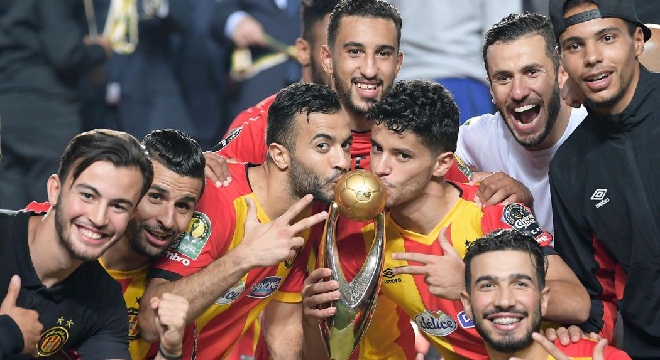 L’Espérance remporte la Ligue des champions d’Afrique de football 2018 et représentera le Continent au mondial des clubs (Vidéo)