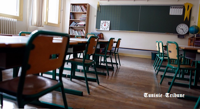 - Des-centaines-de-parents-d’élèves-du-secondaire-portent-plainte-contre-l’UGTT