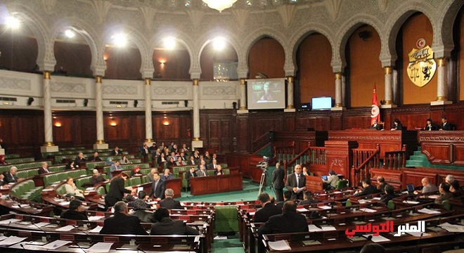 - بتنقيح قانون الإنتخابات والإستفتاء