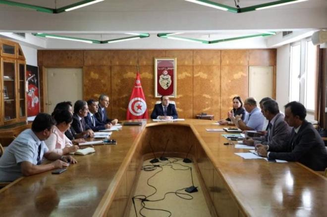 Les conteneurs qui restent de longues périodes seront transférés du port de Radès