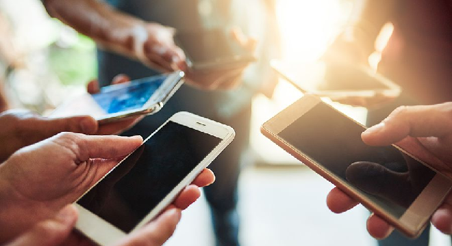 rentree-2019-2020-interdiction-des-smartphones-dans-les-ecoles-primaires