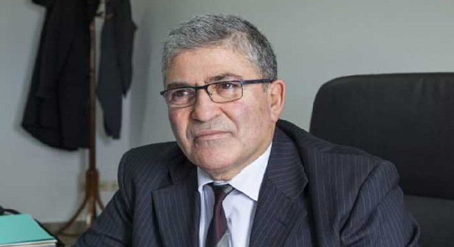 carthage-demission-de-lamiral-kamel-de-ses-responsabilites-a-la-presidence-de-la-republique