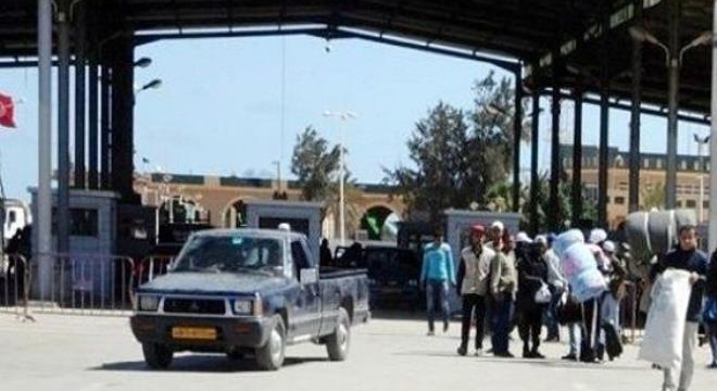 kef-des-protestataires-tentent-de-franchir-la-frontaliere-vers-lalgerie