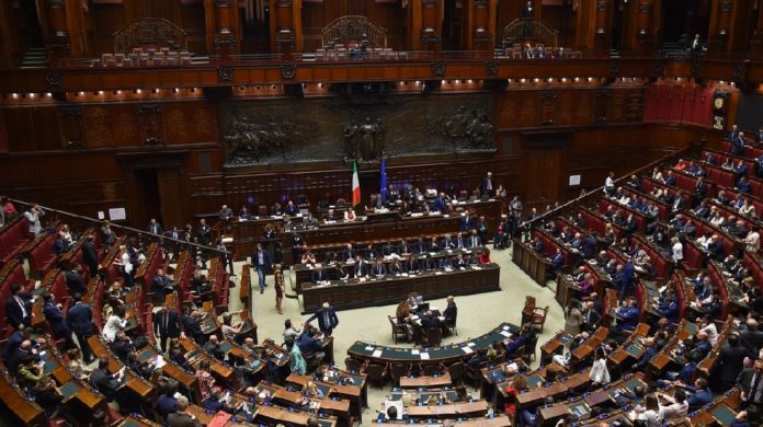L’Italie s’apprête à réduire drastiquement le nombre de ses parlementaires