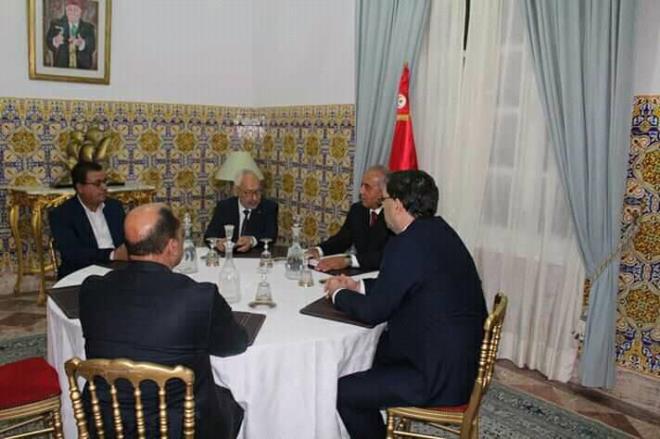 cache_660x660_Analog_medium_12153197_46500_21122019