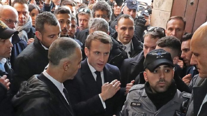 Emmanuel Macron se dispute avec des policiers israéliens à Jérusalem (vidéo)