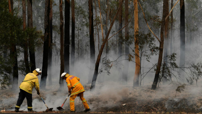 Feux en Australie : L’aéroport de Canberra réservé aux pompiers