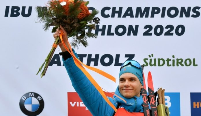 Biathlon : le Français Emilien Jacquelin sacré champion du monde de la poursuite