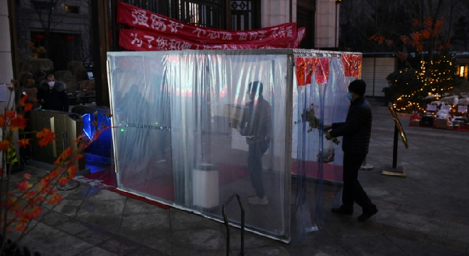 Bilan de coronavirus : plus de 2.000 morts, l’OMS se veut rassurante