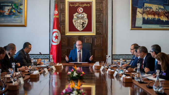 Fakhfakh préside une réunion consacrée au Coronavirus