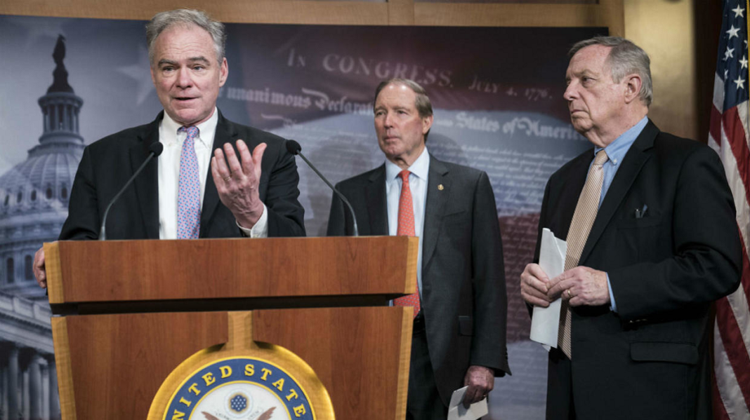 le-senat-americain-vote-une-resolution-visant-a-limiter-laction-militaire-de-trump-contre-liran-video