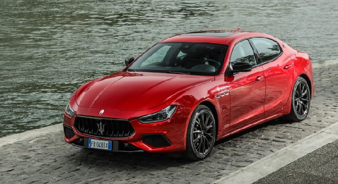 une-maserati-ghibli-hybride-en-2020-puis-trois-electriques-en-2021