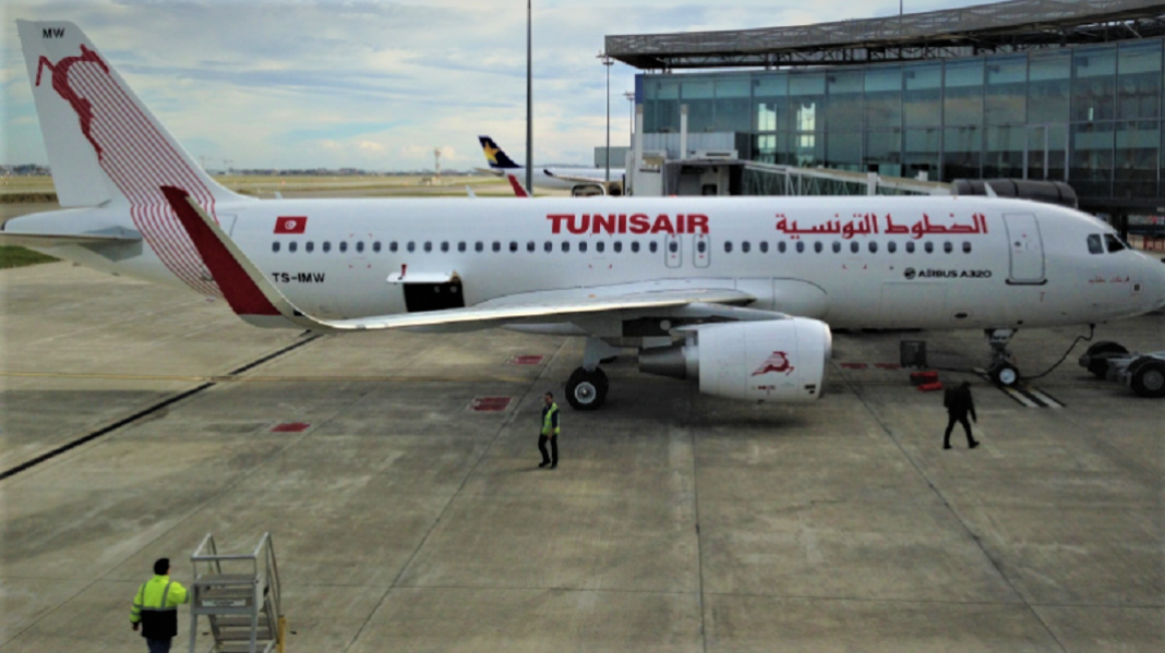 - Aéroport de Strasbourg- un voyageur du vol de Tunisair atteint du coronavirus- l’avion confiné et deux cas suspects en quarantaine