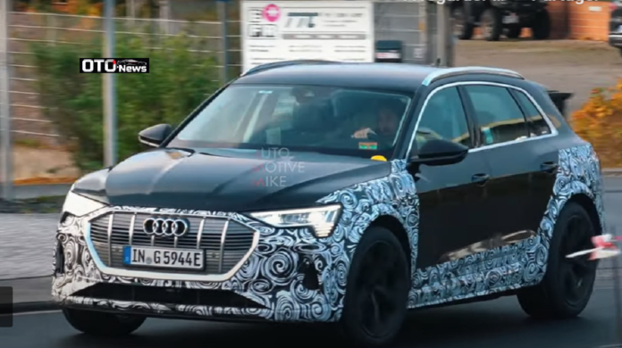 Audi e-tron S : le SUV électrique à trois moteurs aperçu sur le Nürburgring (Vidéo)