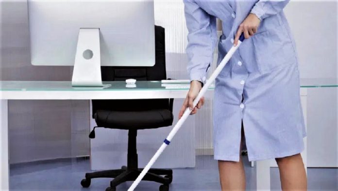Employabilité des femmes de ménage : contrat de travail obligatoire (détails sur le salaire minimum, horaires etc. )