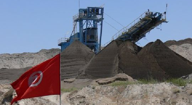 meknassi-reprise-de-lactivite-de-la-mine-de-phosphate