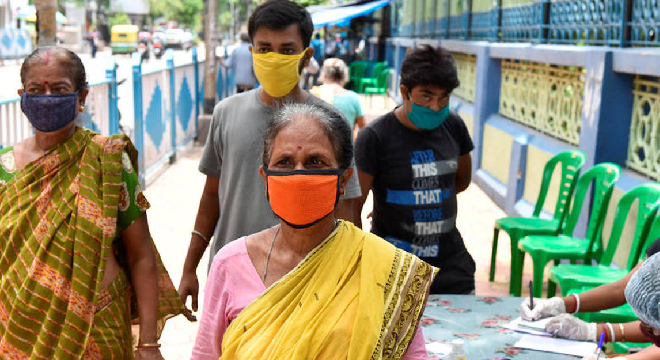 coronavirus-le-bilan-en-inde-depasse-le-seuil-des-5-millions-de-cas