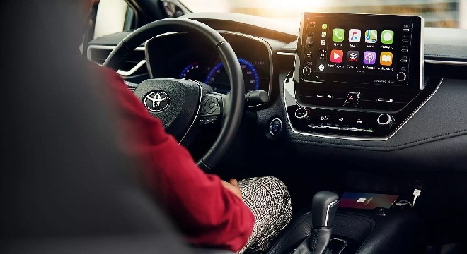 apple-carplay-et-android-auto-proposes-de-serie-chez-toyota