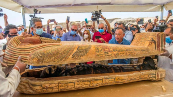 59 sarcophages intacts dévoilés en Égypte