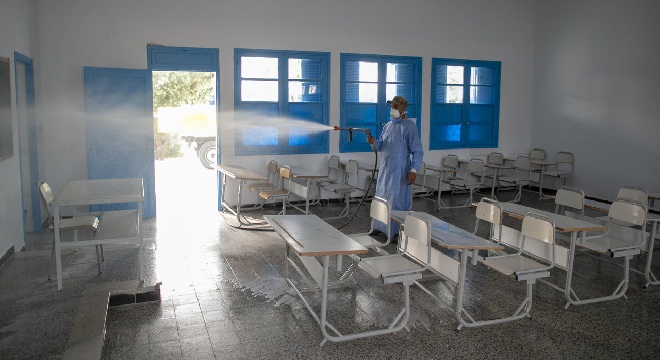 covid-19-25-deces-en-milieu-scolaire-depuis-la-rentree