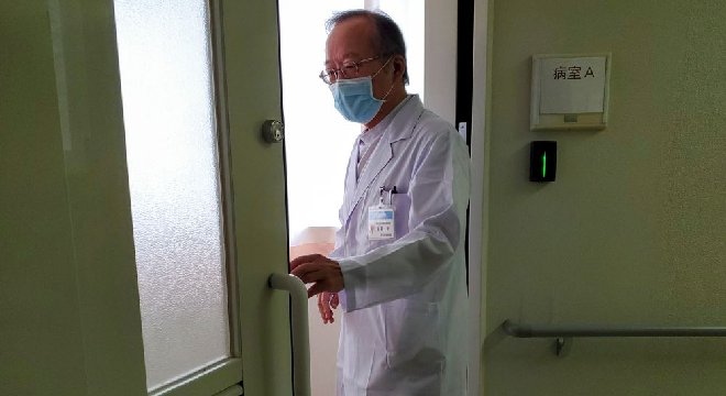 coronavirus-au-japon-une-penurie-de-seringues-ralentit-la-vaccination