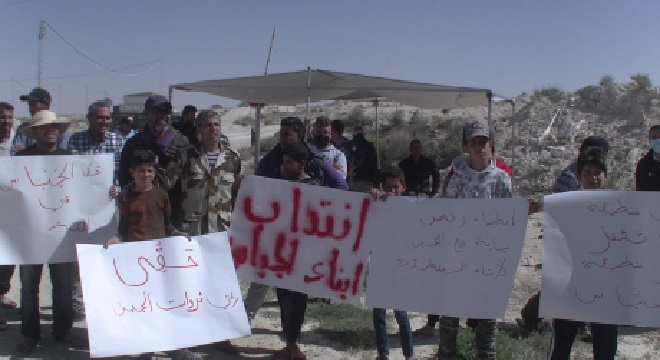 meknassi-des-habitants-protestent-dans-les-sites-de-production