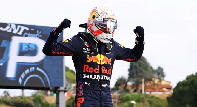 sport-automobile-triple-victoire-pour-honda02