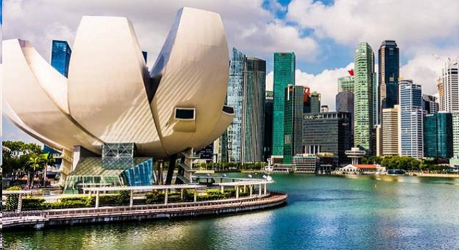 - l'un des plus grand marché boursier au monde-l’industrie financière d’Asie