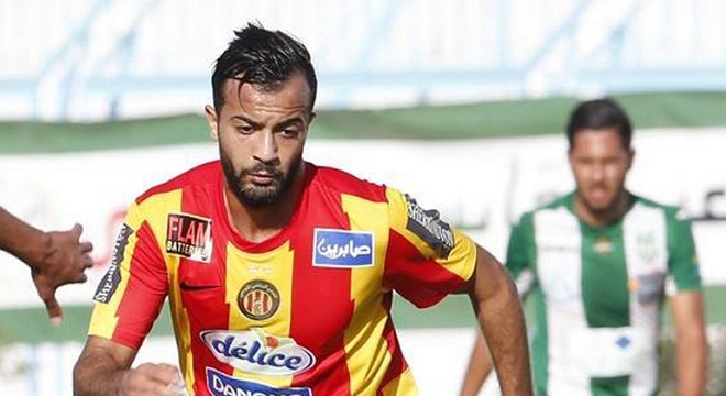 caf-un-an-de-suspension-pour-taha-yassine-khenissi