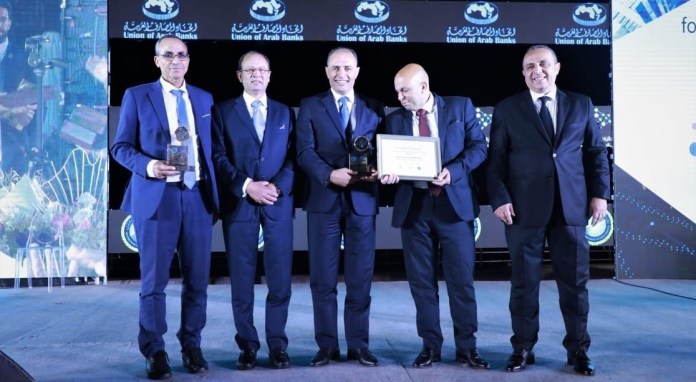 la-stb-doublement-primee-par-lunion-arabe-des-banques