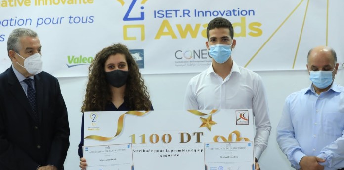 signature-dune-convention-de-partenariat-entre-la-conect-et-liset-rades