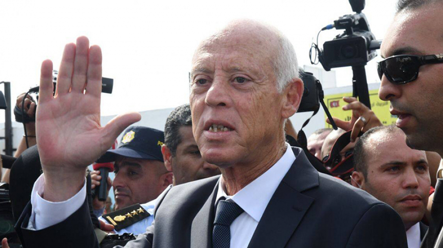 visite-inopinee-de-kais-saied-a-sidi-hassine