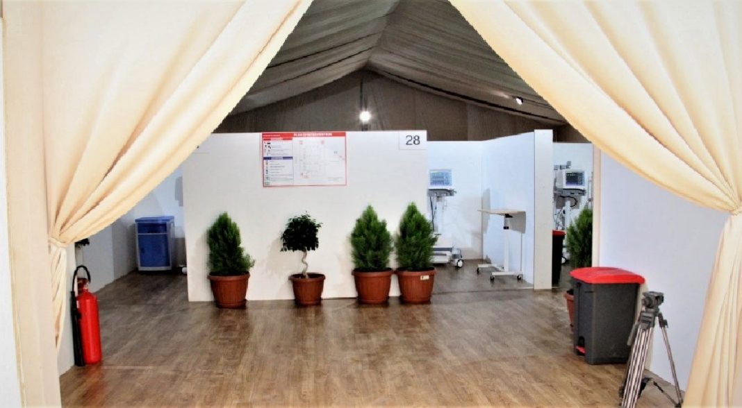 - Installation d'un hôpital de campagne équipé de 50 lits de réanimation offert par le Maroc (près de l'Institut Kassab)