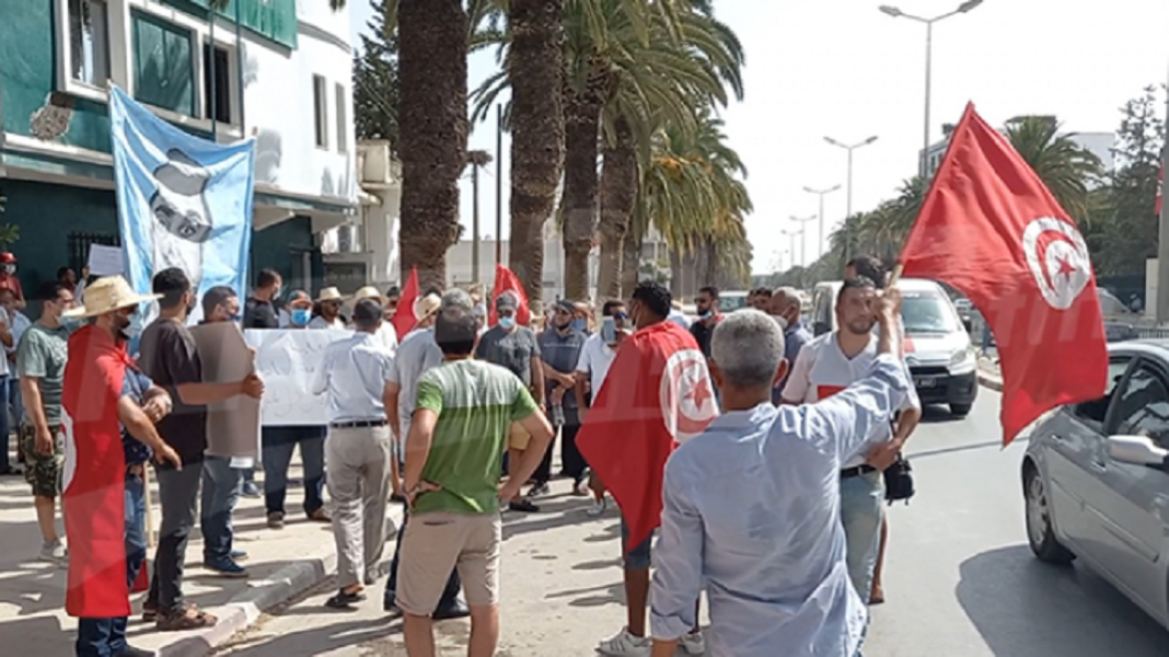 جندوبة-وقفة احتجاجية للمطالبة برحيل الوالي- Sit-in et appel au départ du gouverneur