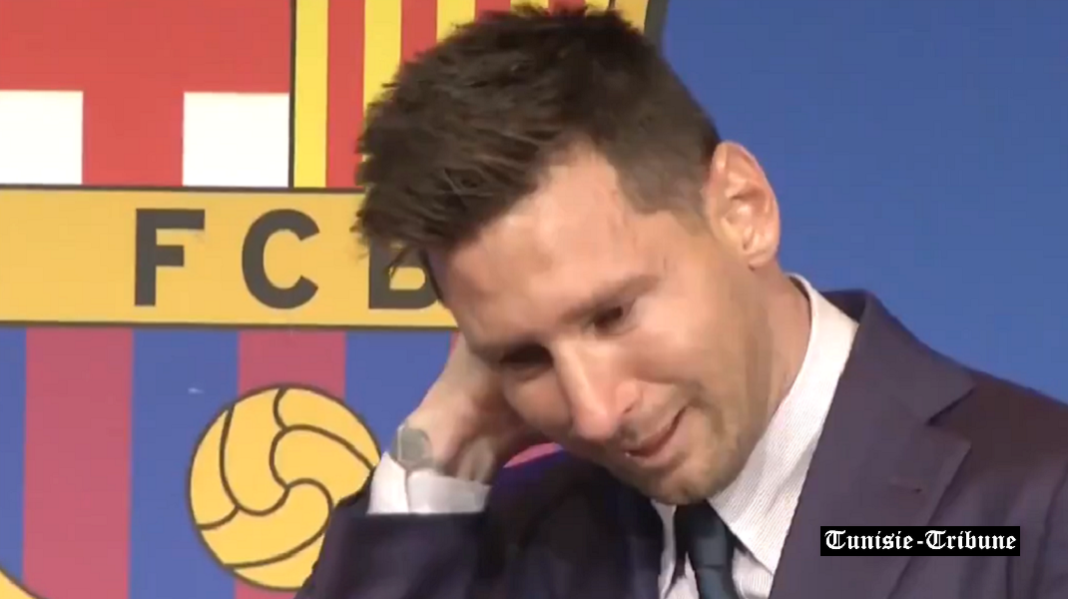 ميسي يودع برشلونة بالدموع-07